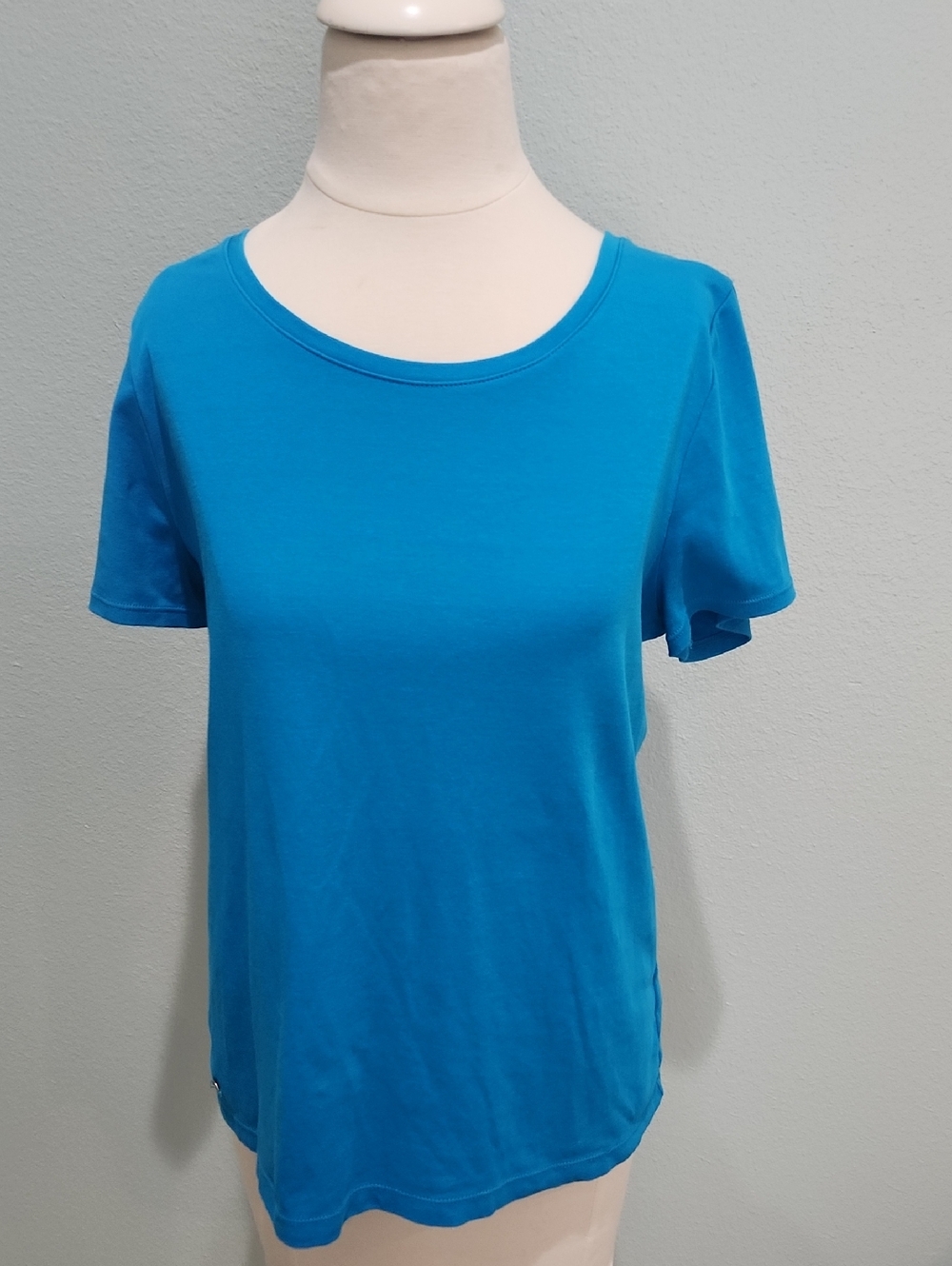Lilly Pulitzer Bright Turquoise Scoop Neck Tee